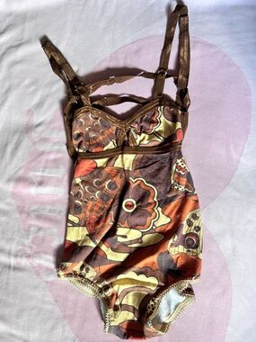 Solstice Intimates 60s / 70s Floral Butterfly Print Bodysuit Retro/Vintage Style